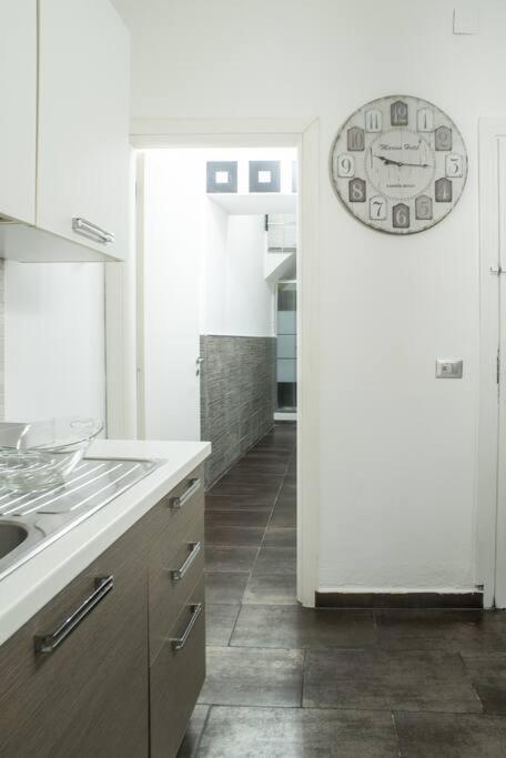 4 Canti Central Cozy Apt In Via Maqueda Palermo Eksteriør billede